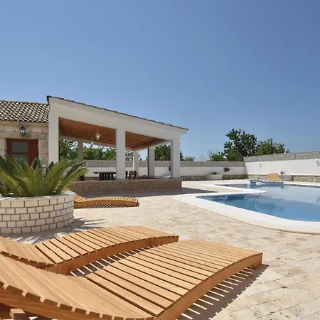 דירה Lovely In Seget Donji