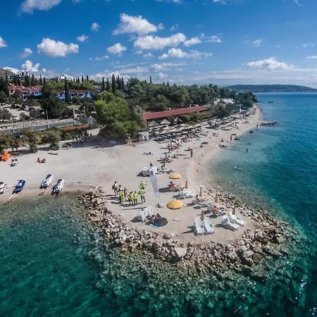 Apartman Lovely In Seget Donji *