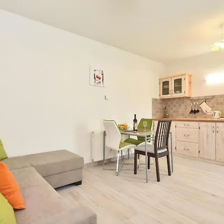 Lovely In Seget Donji * טרוגיר