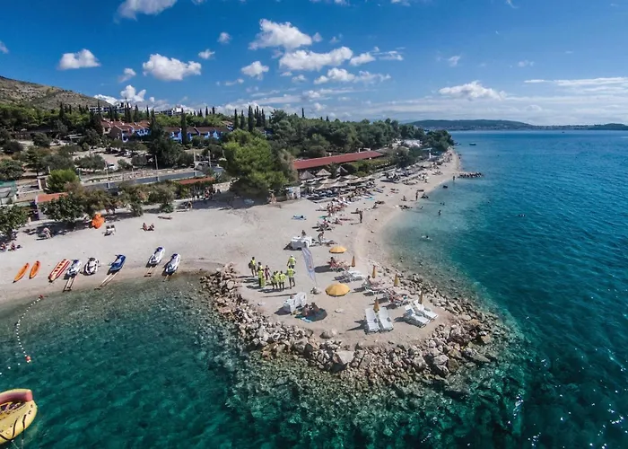 公寓 Lovely In Seget Donji *